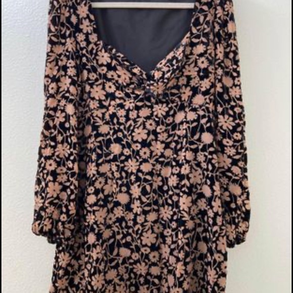 Free People Noah Velvet Mini Dress x Saylor - Picture 2 of 2